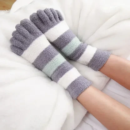 Thick Warm Socks with Stripe Pattern - Image 4