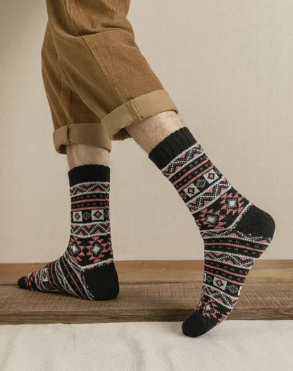 5 Pairs Warm Printed Crew Socks - Image 8