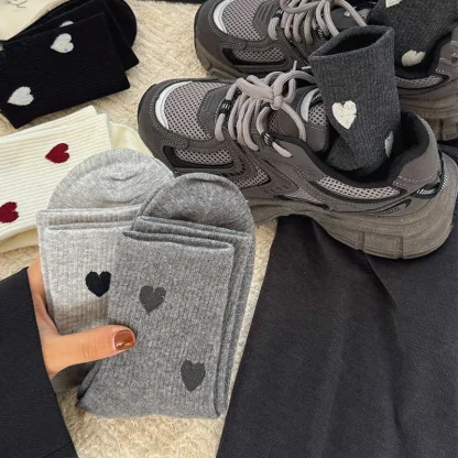 Warm Breathable Socks with Heart Pattern - Image 7