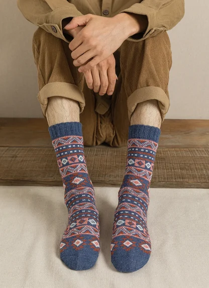 5 Pairs Warm Printed Crew Socks - Image 7