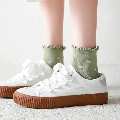 Scallop Trim Socks with Heart Pattern - Image 8
