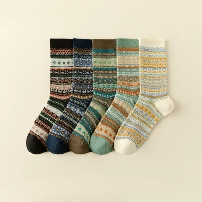 Thick Cozy Socks with Retro Print - Image 10