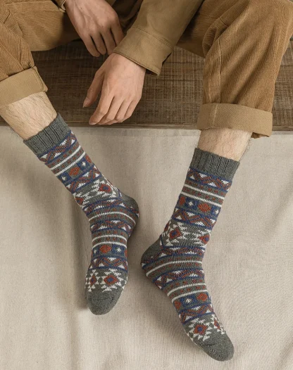 5 Pairs Warm Printed Crew Socks - Image 11