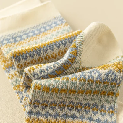 Thick Cozy Socks with Retro Print - Image 13
